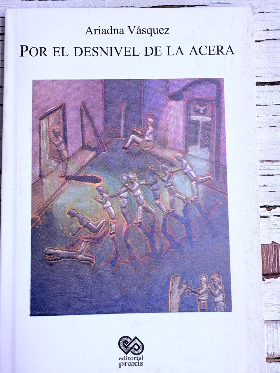 Por el desnivel de la acera